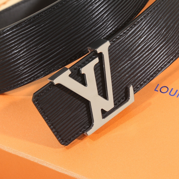 激安ルイヴィトンベルト内部構造